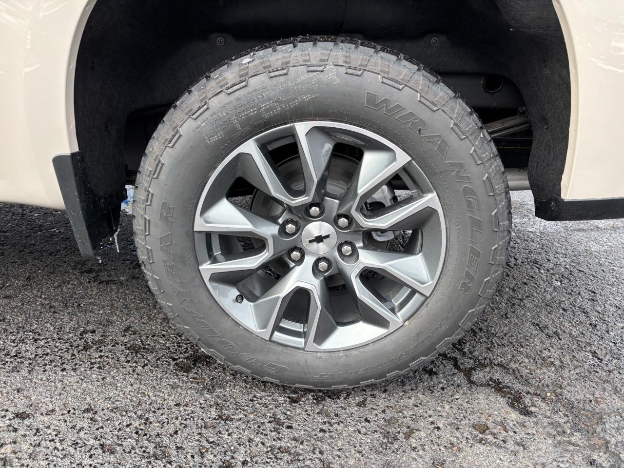 2026 Chevrolet Silverado 1500 2026 Chevrolet Silverado RST Crew Cab 4WD Photo