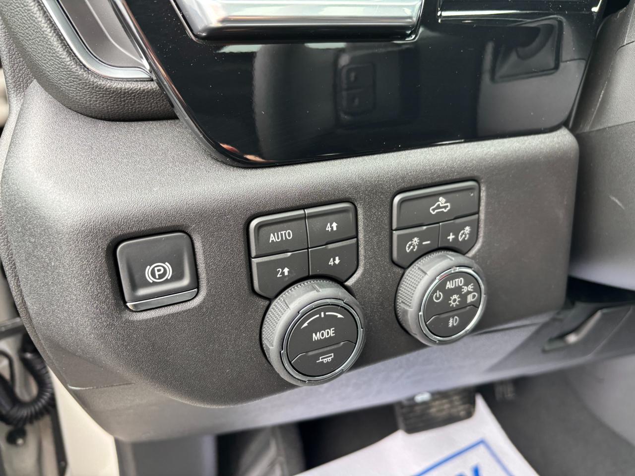 2026 Chevrolet Silverado 1500 2026 Chevrolet Silverado RST Crew Cab 4WD Photo