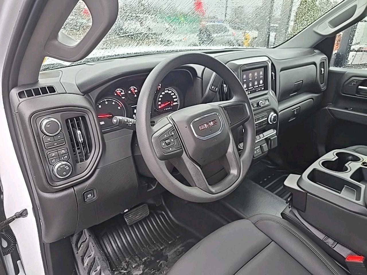 2026 GMC Sierra 2500 HD Photo3