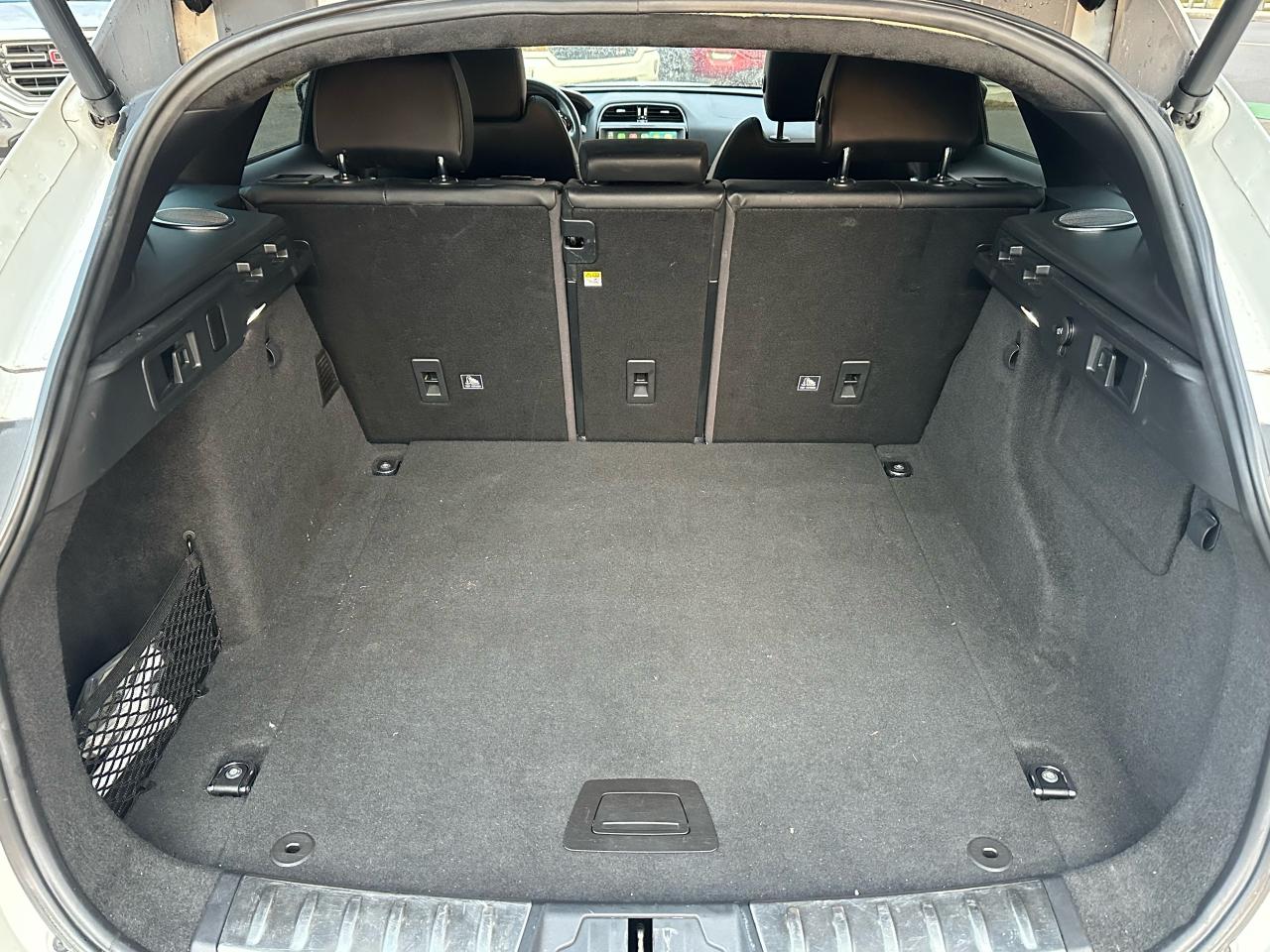 2019 Jaguar F-PACE R-Sport - Photo #18