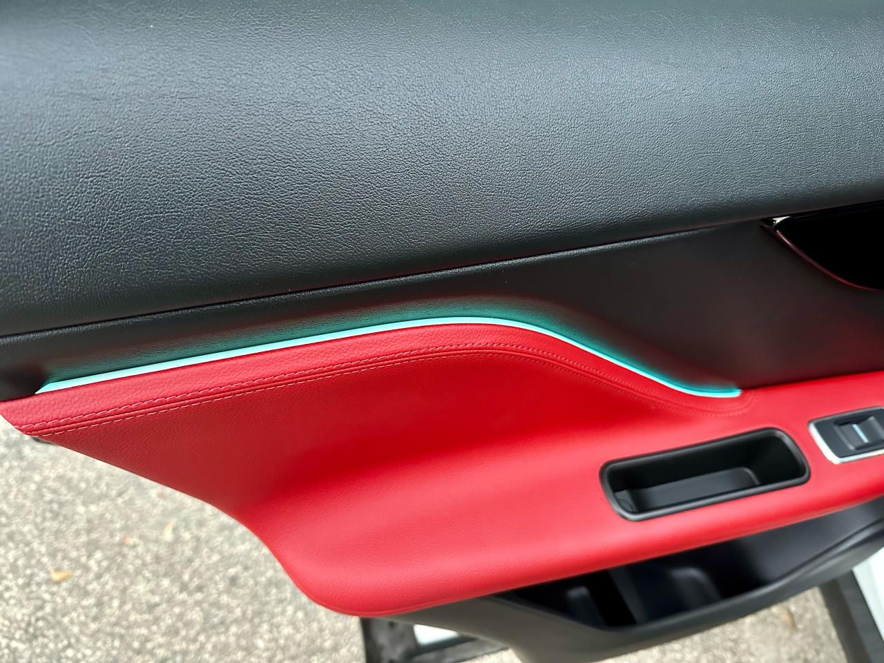 2019 Jaguar F-PACE R-Sport - Photo #7