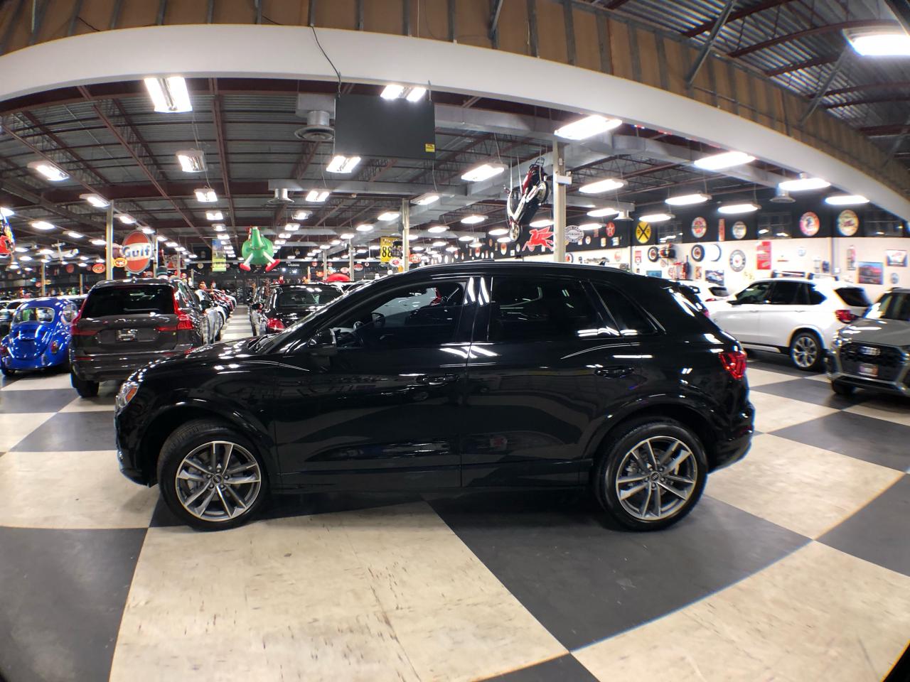 2021 Audi Q3 KOMFORT AWD LEATHER PANO/ROOF B/SPOT CAMERA Photo3