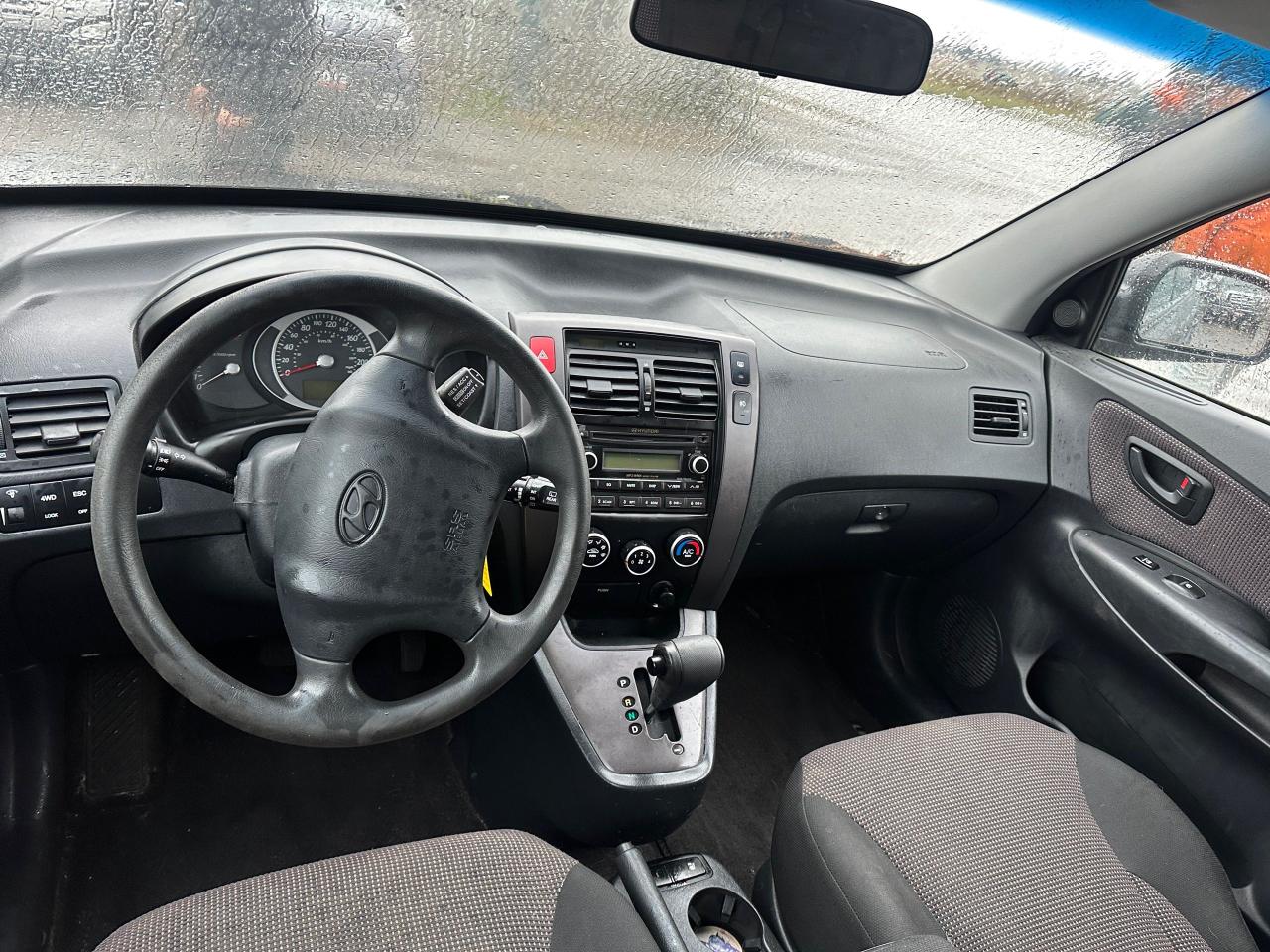 2008 Hyundai Tucson GL, AUTO, 4X4, NEEDS REPAIRS, AS IS SPECIAL - Photo #12