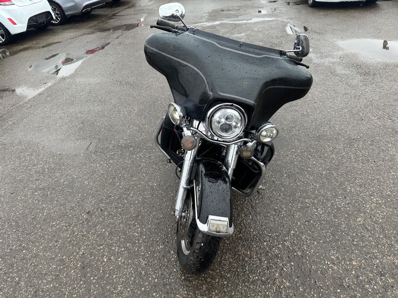 2006 Harley-Davidson Ultra Classic Electra Glide LIGHT DAMAGE, EXHAUST, CLEAN TITLE, AS IS SPECIAL - Photo #6