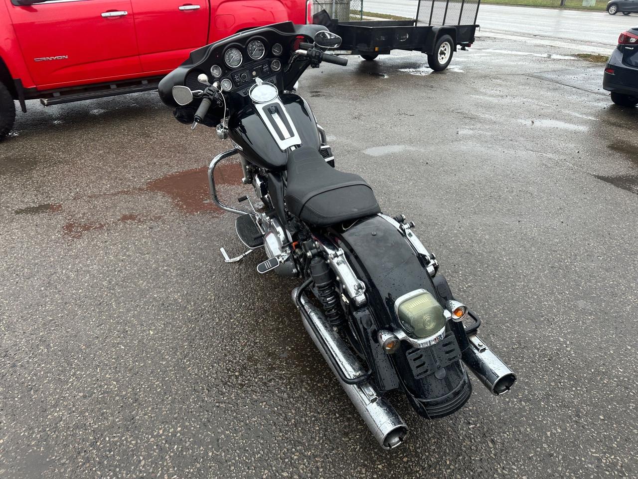 2010 Harley-Davidson Electra Glide ULTRA LIMITED, 103CI, 6SPD, EXHAUST, AS IS SPECIAL - Photo #2