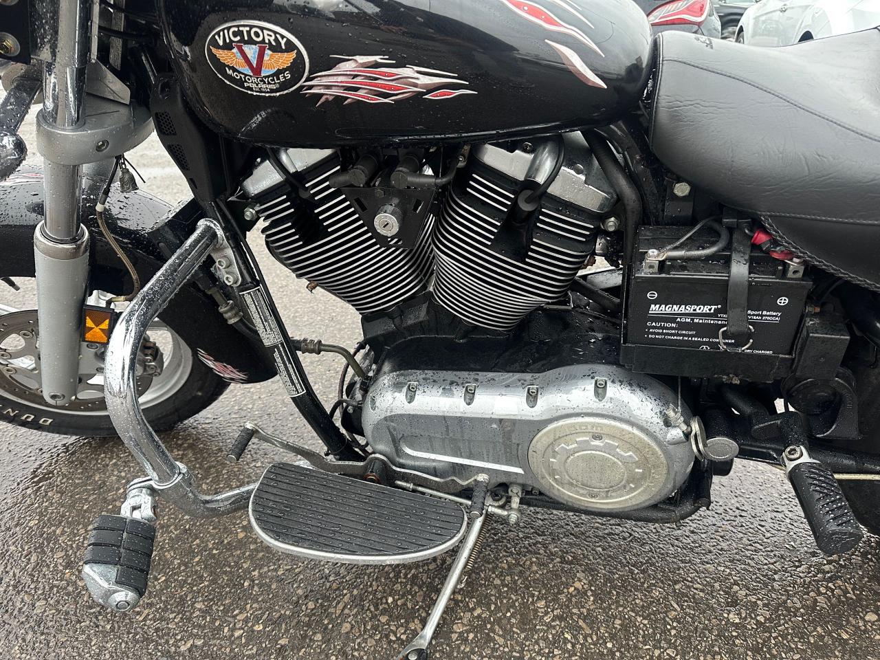 2003 Victory Cross Country  CLASSIC CRUISER, SOFT BAGS, BACK REST, CLEAN BIKE Photo3