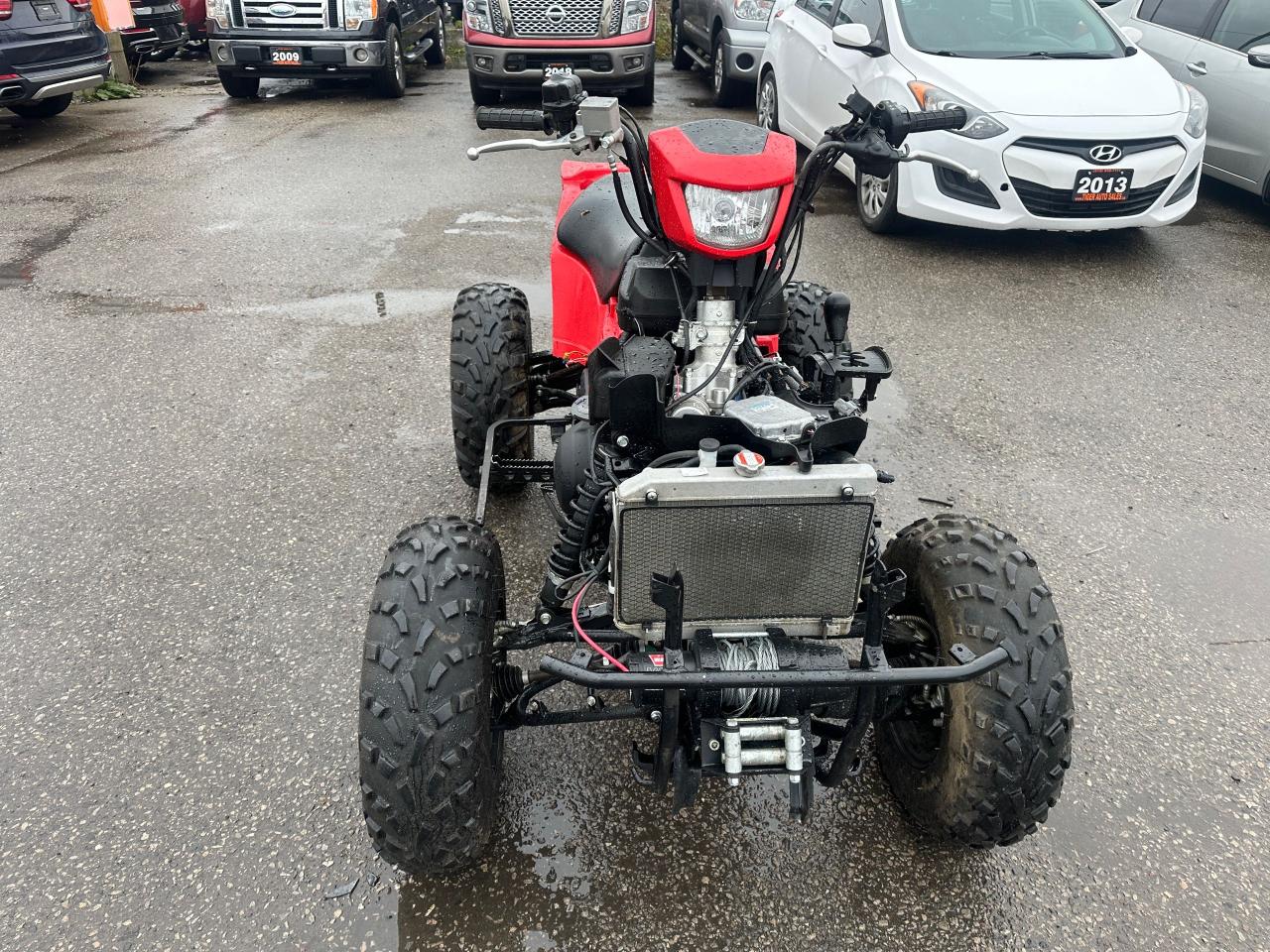 2022 Suzuki KingQuad 750 XP, WINCH, 4X4, LOW KMS, THEFT RECOVERY - Photo #5