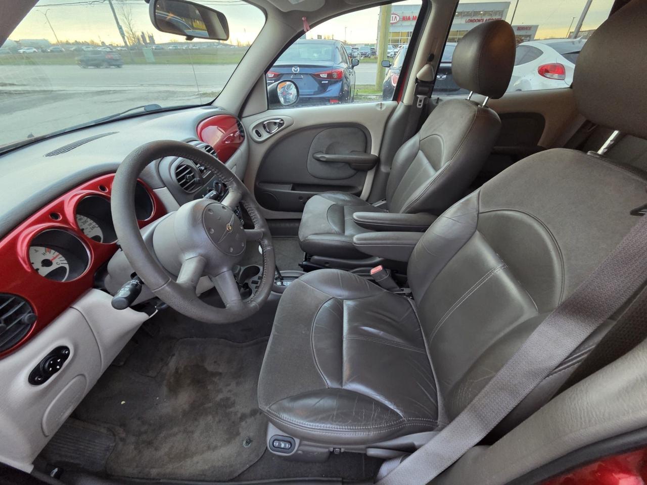 2003 Chrysler PT Cruiser LIMITED, ONLY 43,000KMS, LOW KMS, RUNS WELL, AS IS - Photo #12