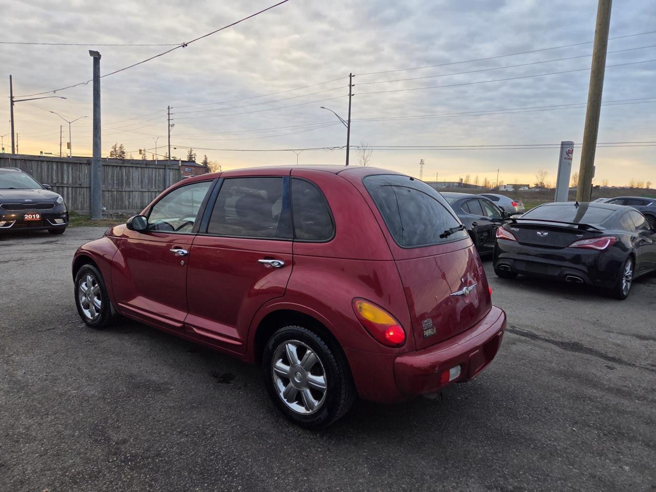 2003 Chrysler PT Cruiser LIMITED, ONLY 43,000KMS, LOW KMS, RUNS WELL, AS IS - Photo #3