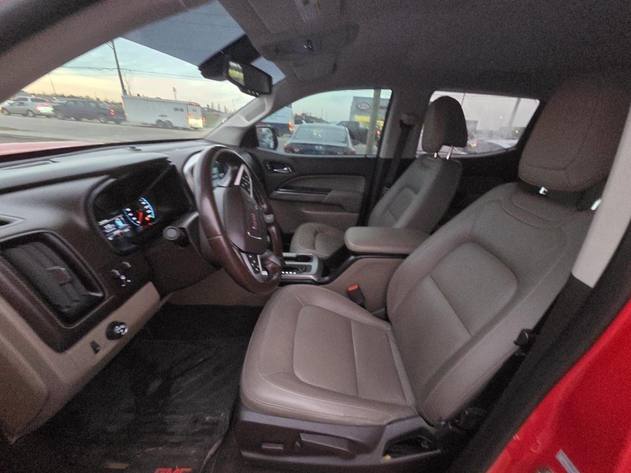 2018 GMC Canyon 2WD SLT, CREW CAB, SHORT BOX, DIESEL, CERTIFIED - Photo #13