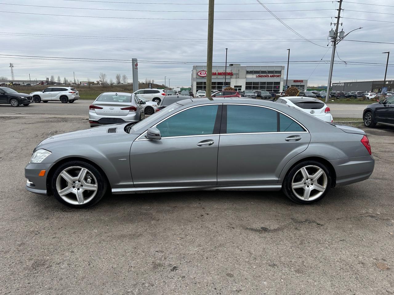 2012 Mercedes-Benz S-Class S 550, 4MATIC, LOADED, V8, AS IS SPECIAL - Photo #2