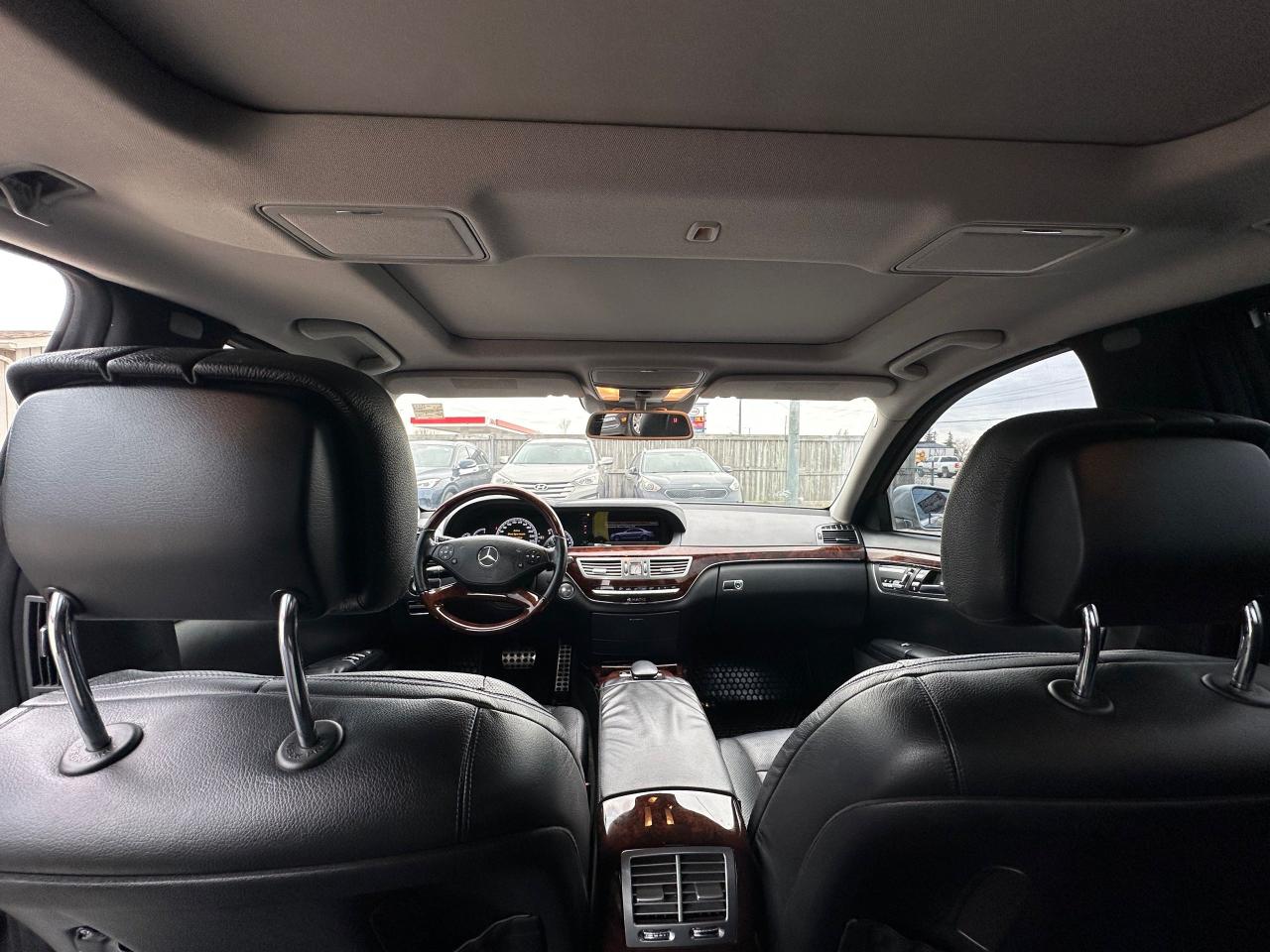 2012 Mercedes-Benz S-Class S 550, 4MATIC, LOADED, V8, AS IS SPECIAL - Photo #13