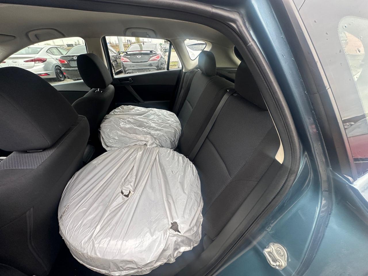 2011 Mazda MAZDA3 GX, AUTO, SEDAN, ALLOYS, ONLY 135KMS, CERTIFIED - Photo #14