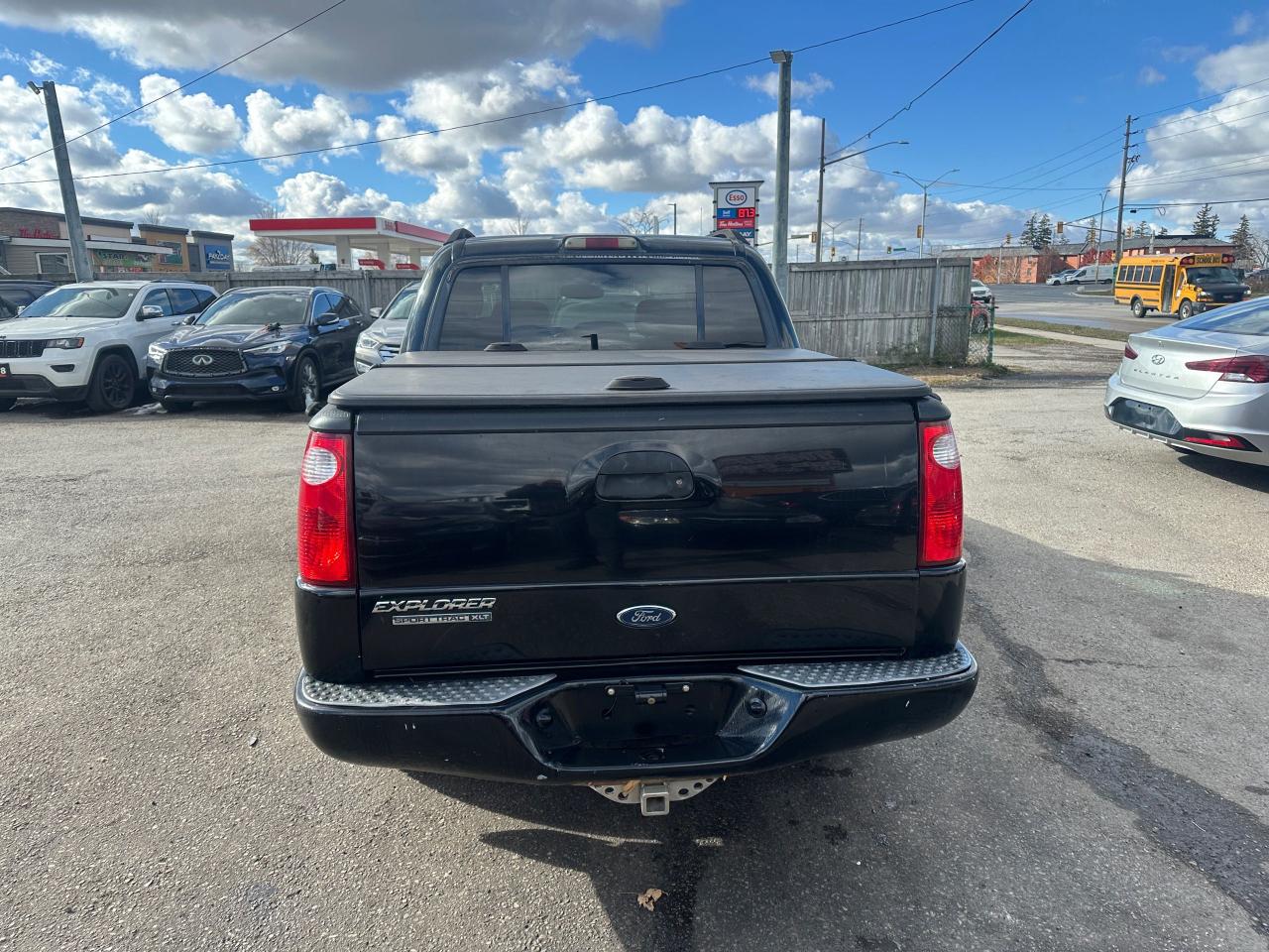 2005 Ford Explorer Sport Trac XLT, LEATHER, 4X4, CREW CAB, GREAT SHAPE, CERT - Photo #4
