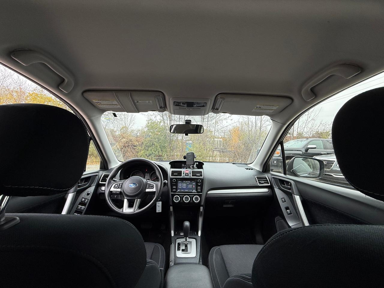 2017 Subaru Forester 2.5i Convenience *CLEAN CARFAX*SAFETY INCL* - Photo #13