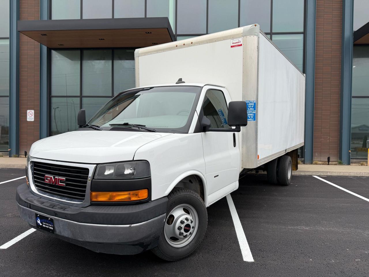 2020 GMC Savana 3500 Cube - Photo #1