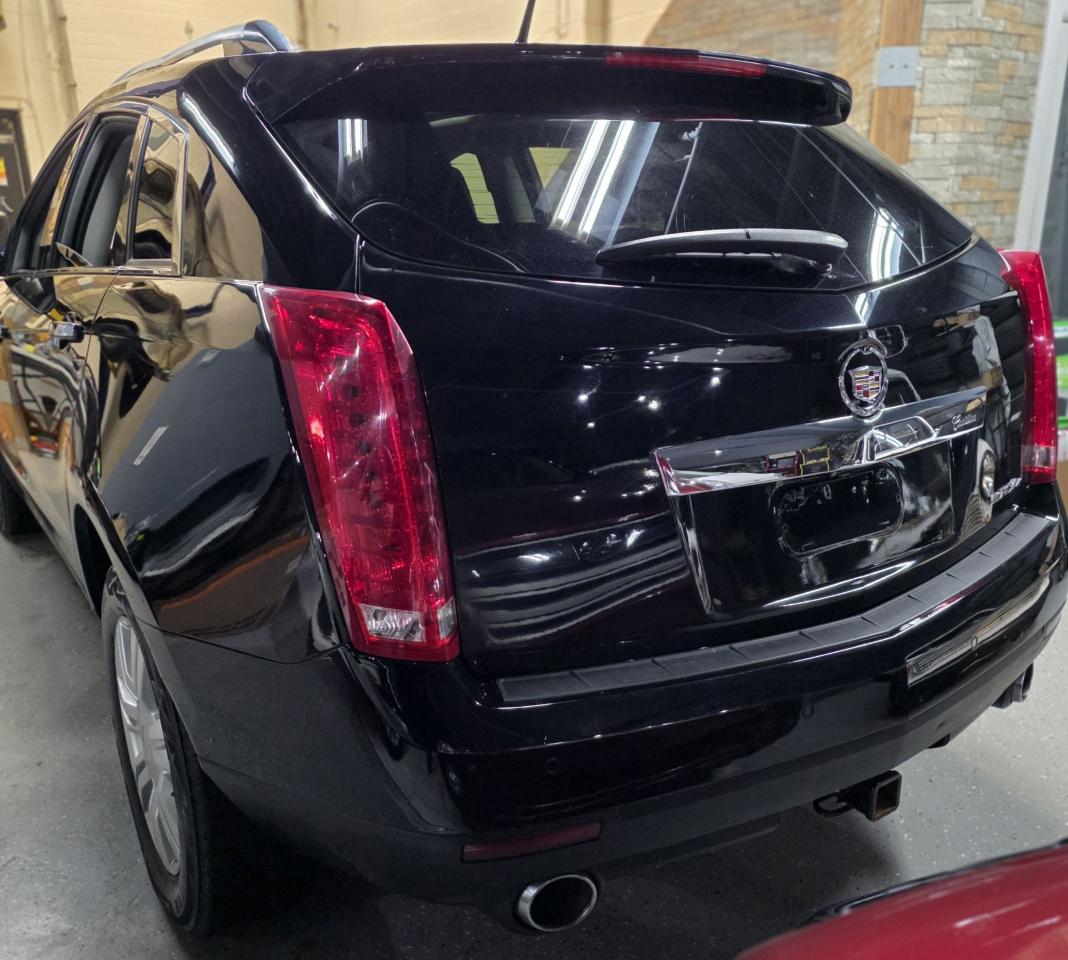 2014 Cadillac SRX Luxury Package - Photo #14