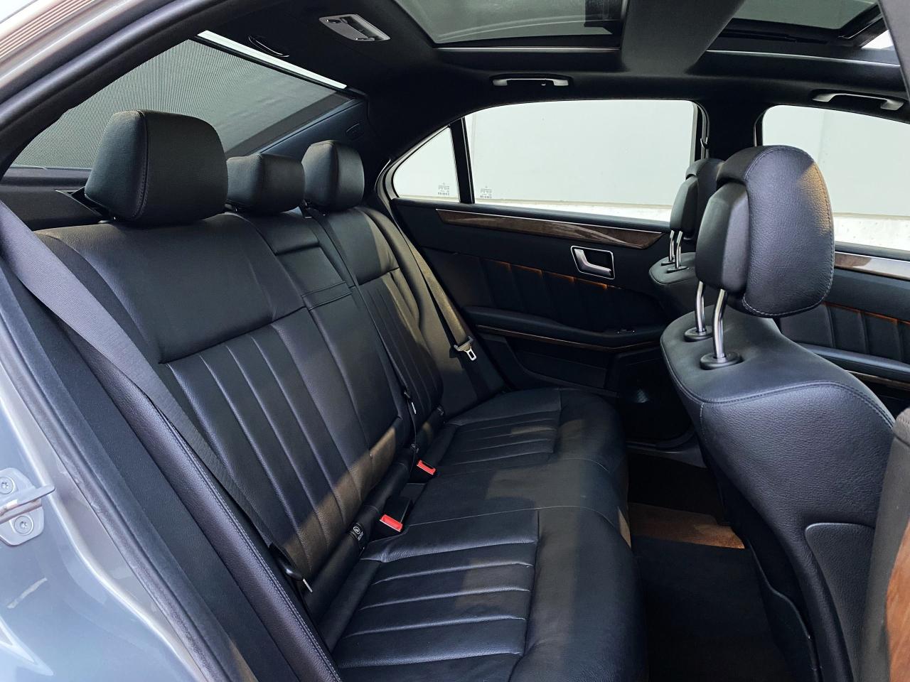 2012 Mercedes-Benz E-Class E350 4MATIC-AMG-NAV-CAMERA-1 OWNER- ONLY 75,000KM - Photo #18