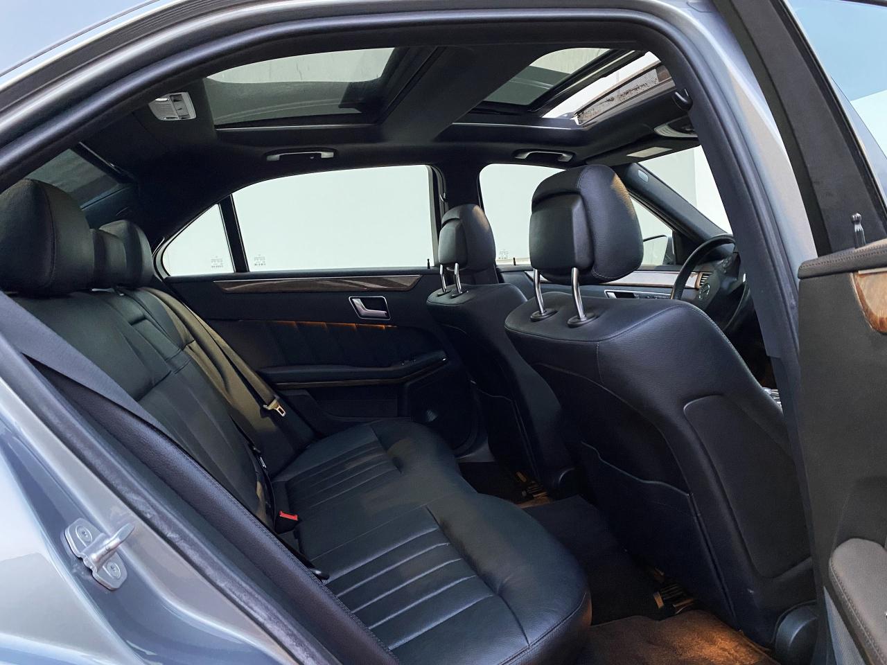 2012 Mercedes-Benz E-Class E350 4MATIC-AMG-NAV-CAMERA-1 OWNER- ONLY 75,000KM - Photo #17