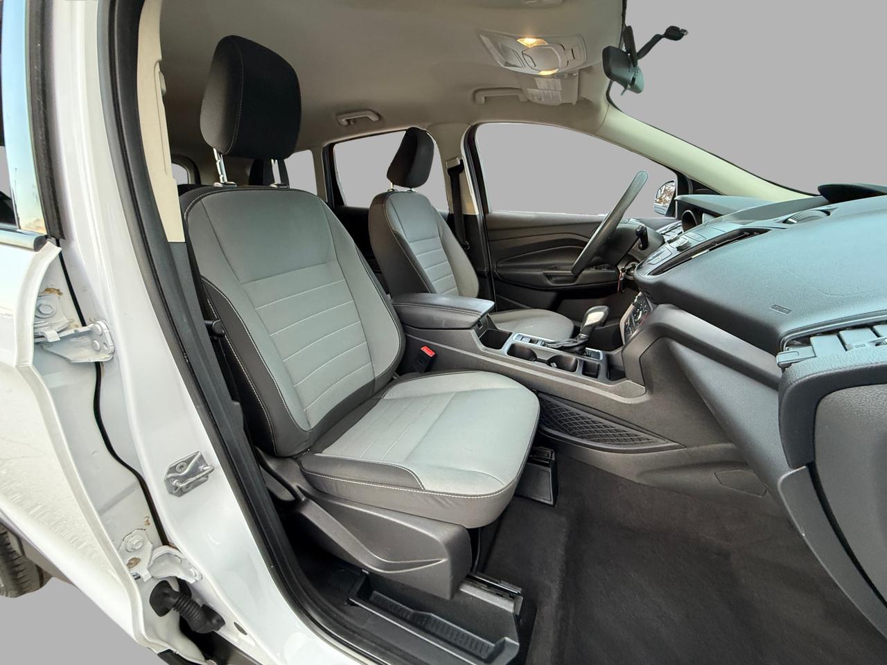 2019 Ford Escape S FWD Photo