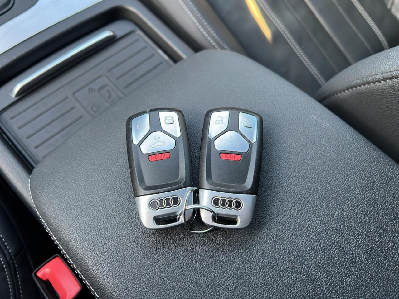 2021 Audi Q5 QUATTRO - REVERSE CAMERA - LEATHER - AWD !!! Photo