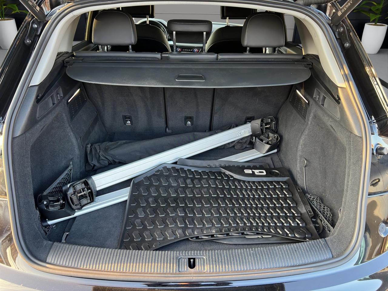 2021 Audi Q5 QUATTRO - REVERSE CAMERA - LEATHER - AWD !!! Photo