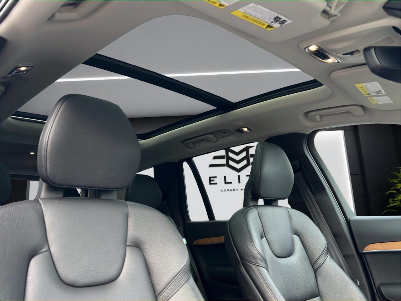 2021 Volvo XC90 T6 AWD Momentum 7-Seater - Navigation !!! Photo