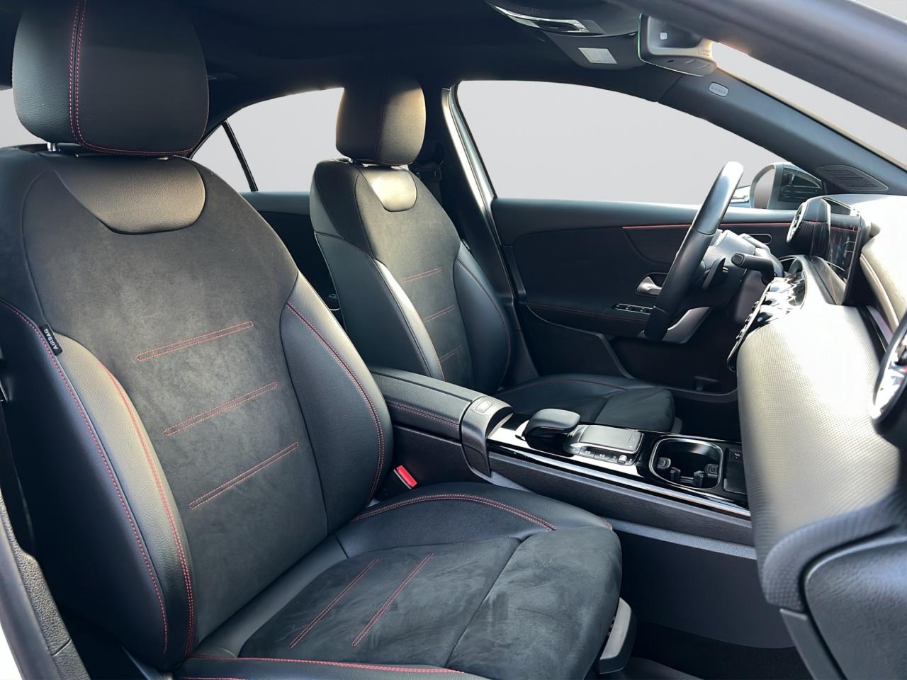 2022 Mercedes-Benz A-Class A 220 4MATIC-AMG PKG-NAVIGATION-TWO SETS OF KEYS !! Photo