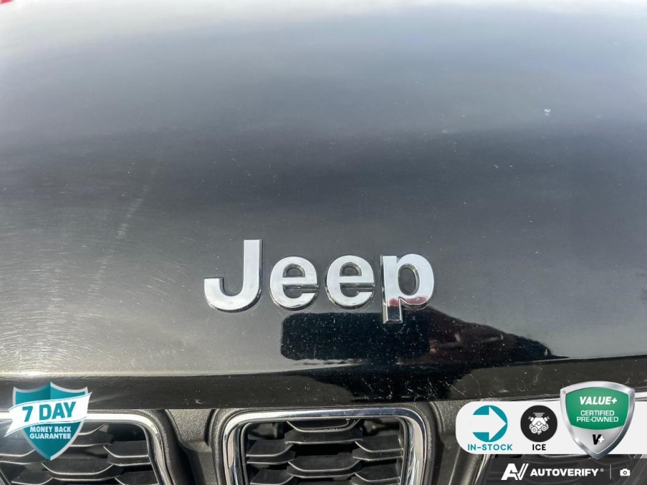 2023 Jeep Grand Cherokee Laredo HEATED SEATS | HEATED STEERING WHEEL | ADAPTIVE CR Photo