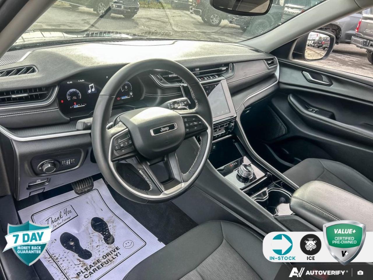 2023 Jeep Grand Cherokee Laredo HEATED SEATS | HEATED STEERING WHEEL | ADAPTIVE CR Photo