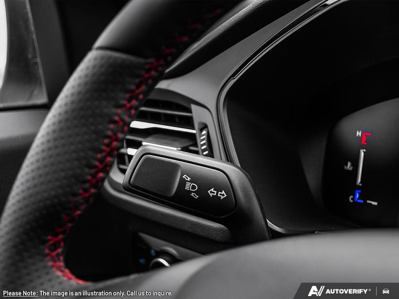 2025 Ford Escape ST-Line DEALER DEMO COMES WITH WINTER TIRE PACKAGE | COLD WEATHER PKG | PANO MOONROOF | Photo