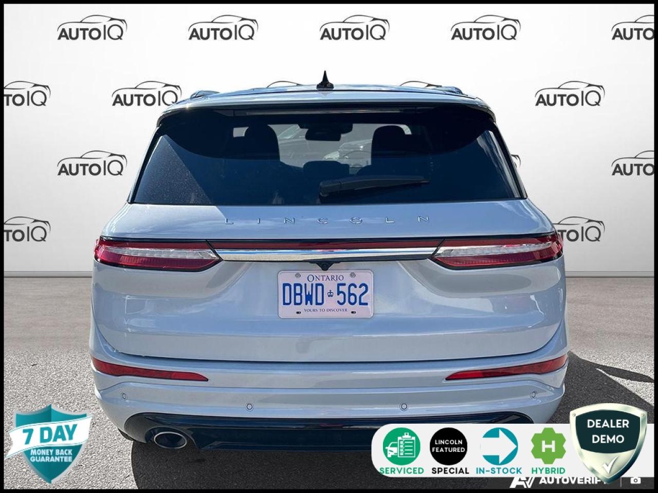 2025 Lincoln Corsair Grand Touring ALL-WTHR FLR LNRS W/MATS | PHEV A/T | FINESTRA ALUMINUM APPLUQUE | JET APPEAR PKG | 2.5L I-4 HYBRID ENG | CV | PREM LTHR-TRMD /TRUFFLE | EQUIP GRP 300A Photo4