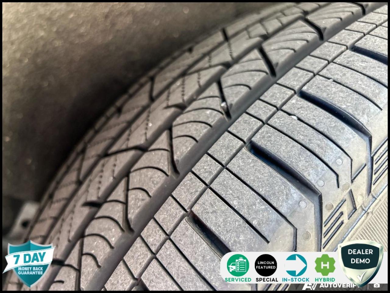 2025 Lincoln Corsair Grand Touring ALL-WTHR FLR LNRS W/MATS | PHEV A/T | FINESTRA ALUMINUM APPLUQUE | JET APPEAR PKG | 2.5L I-4 HYBRID ENG | CV | PREM LTHR-TRMD /TRUFFLE | EQUIP GRP 300A Photo