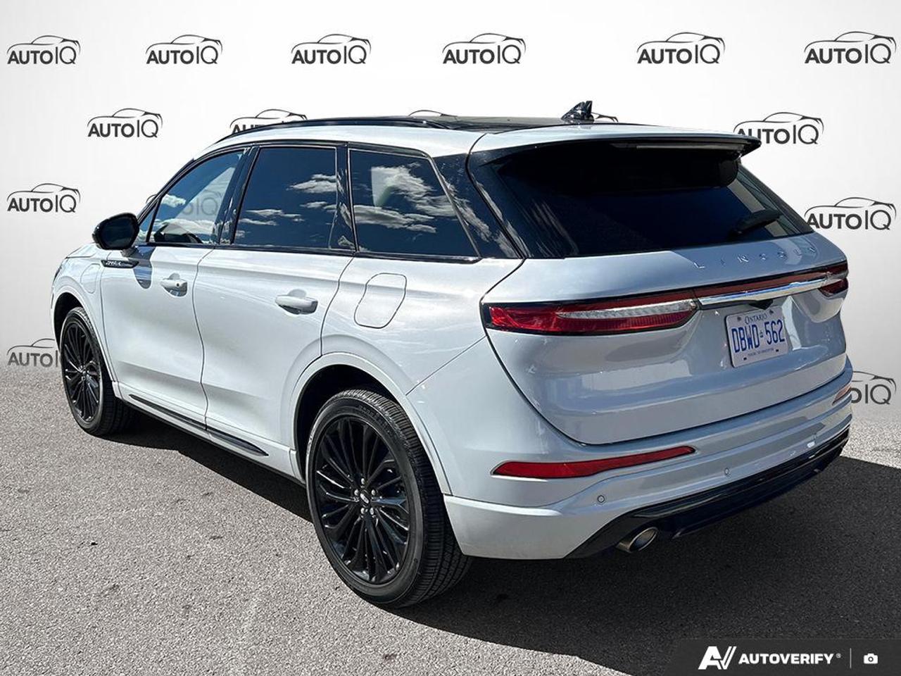 2025 Lincoln Corsair Grand Touring ALL-WTHR FLR LNRS W/MATS | PHEV A/T | FINESTRA ALUMINUM APPLUQUE | JET APPEAR PKG | 2.5L I-4 HYBRID ENG | CV | PREM LTHR-TRMD /TRUFFLE | EQUIP GRP 300A Photo