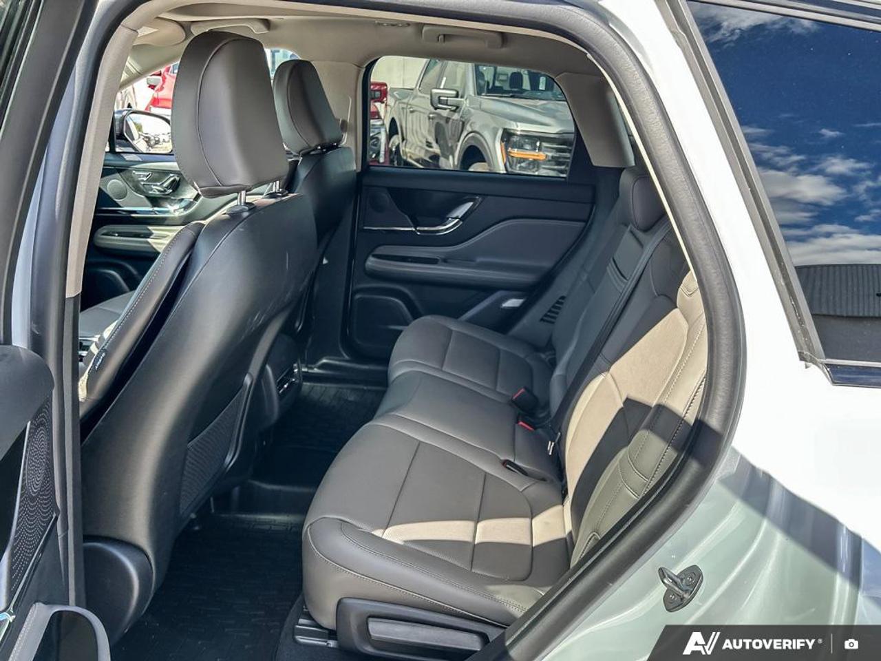 2025 Lincoln Corsair Grand Touring ALL-WTHR FLR LNRS W/MATS | PHEV A/T | FINESTRA ALUMINUM APPLUQUE | JET APPEAR PKG | 2.5L I-4 HYBRID ENG | CV | PREM LTHR-TRMD /TRUFFLE | EQUIP GRP 300A Photo