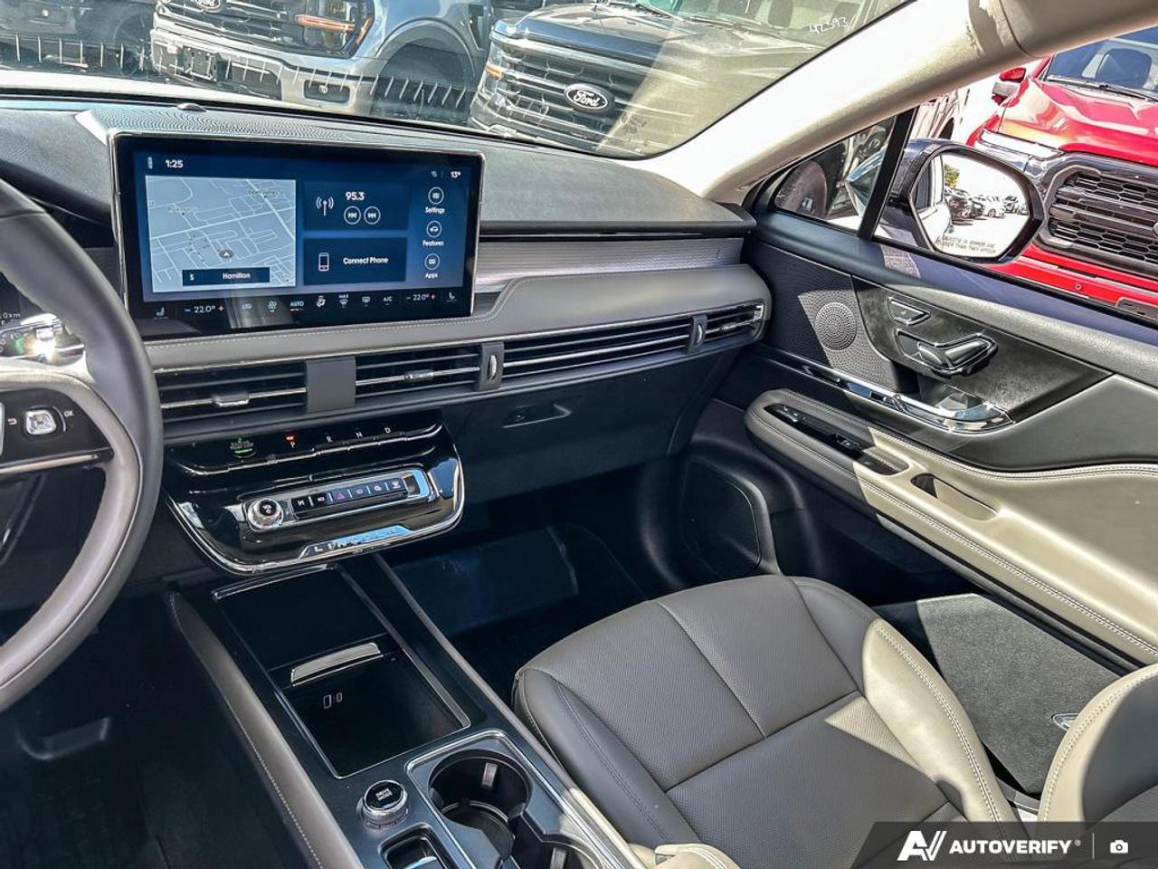 2025 Lincoln Corsair Grand Touring ALL-WTHR FLR LNRS W/MATS | PHEV A/T | FINESTRA ALUMINUM APPLUQUE | JET APPEAR PKG | 2.5L I-4 HYBRID ENG | CV | PREM LTHR-TRMD /TRUFFLE | EQUIP GRP 300A Photo