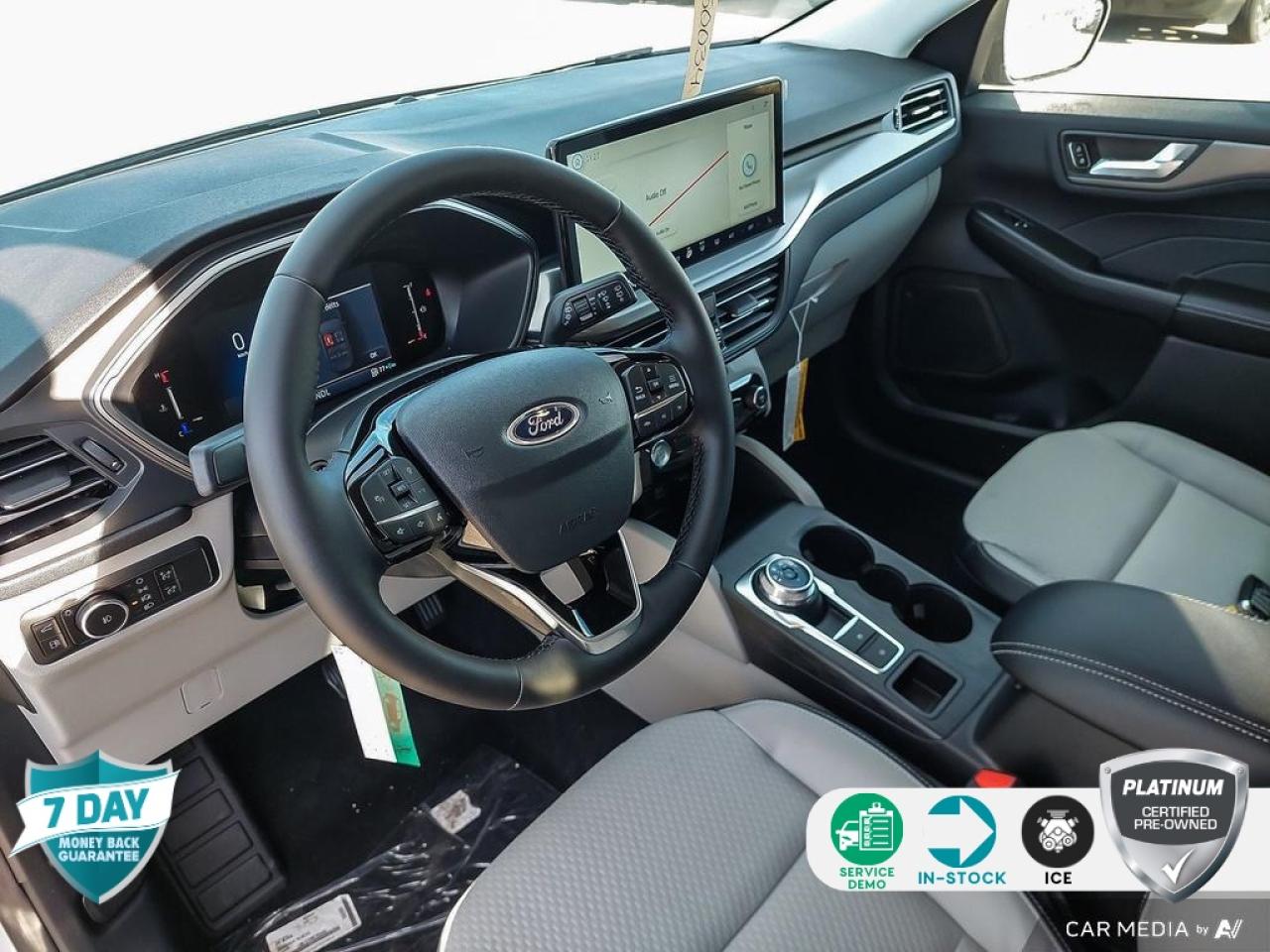 2025 Ford Escape PHEV REMOTE START | PANO MOONROOF | HEATED STEERING WHEEL | Photo