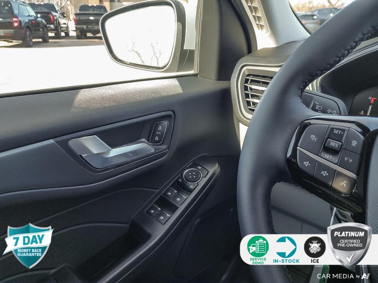 2025 Ford Escape PHEV REMOTE START | PANO MOONROOF | HEATED STEERING WHEEL | Photo