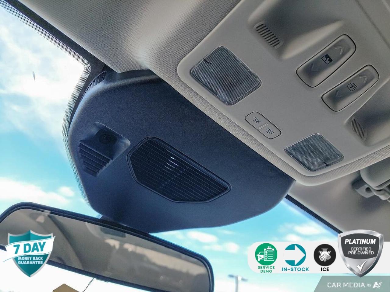 2025 Ford Escape PHEV REMOTE START | PANO MOONROOF | HEATED STEERING WHEEL | Photo