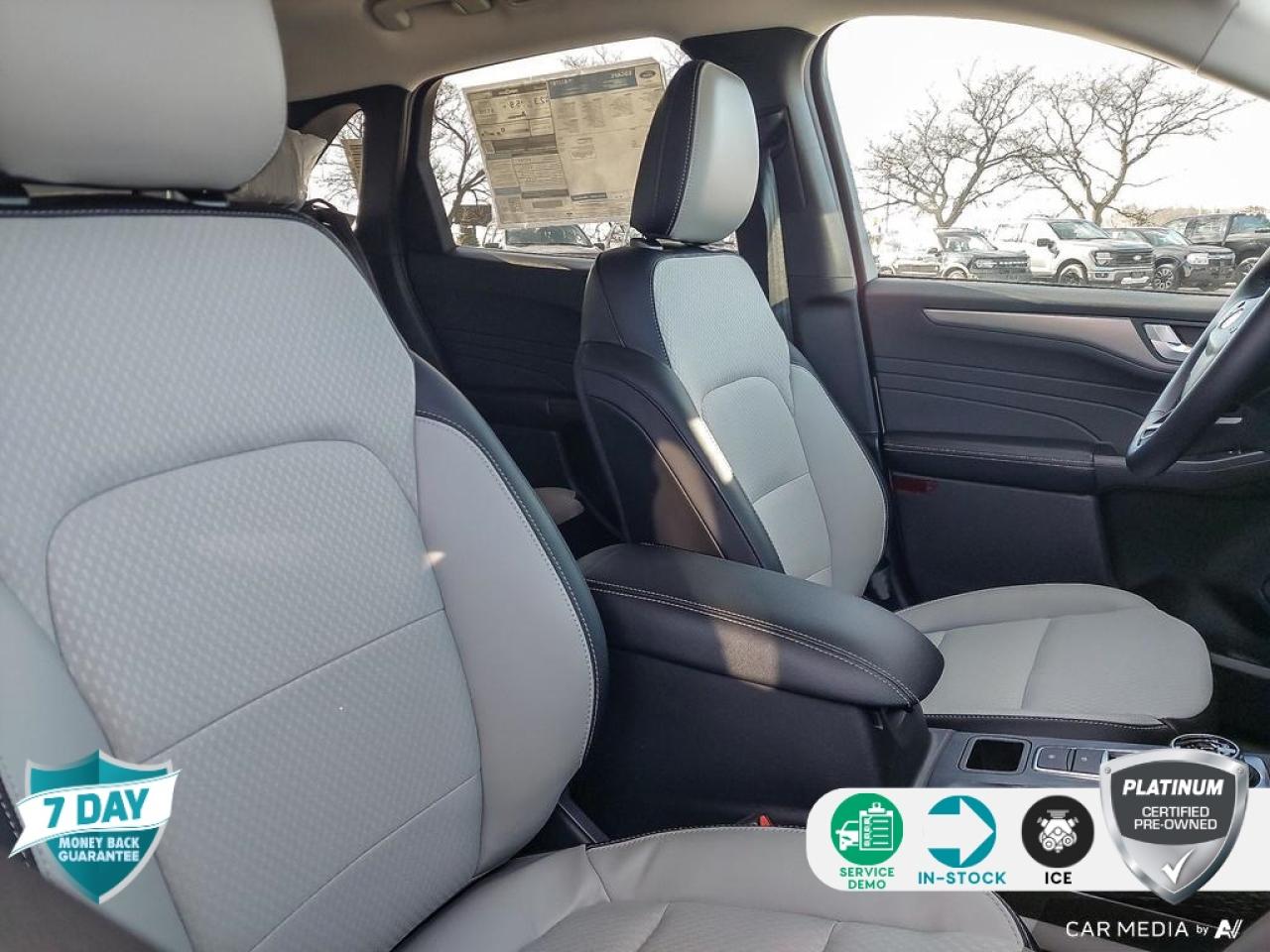 2025 Ford Escape PHEV REMOTE START | PANO MOONROOF | HEATED STEERING WHEEL | Photo