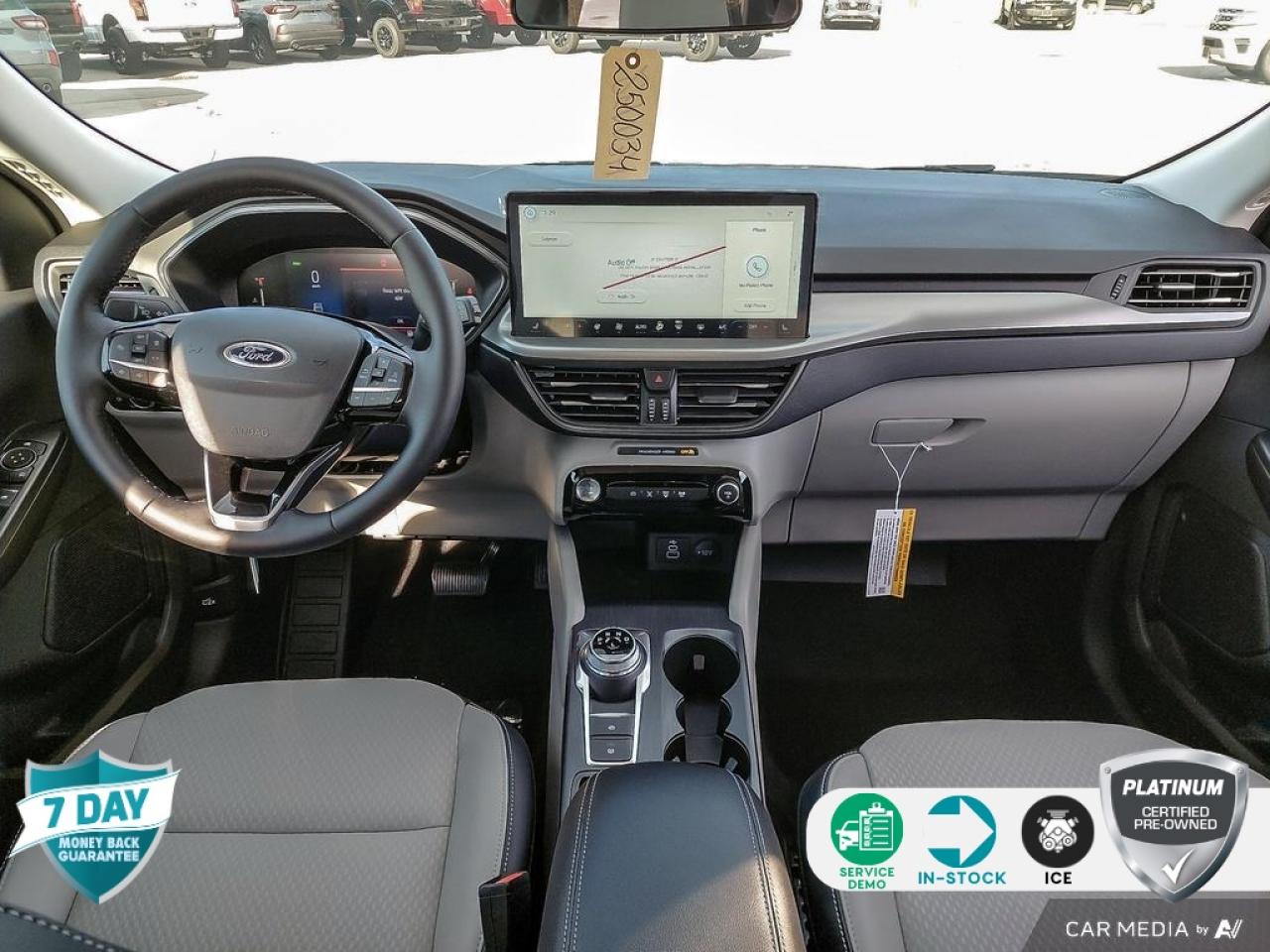 2025 Ford Escape PHEV REMOTE START | PANO MOONROOF | HEATED STEERING WHEEL | Photo