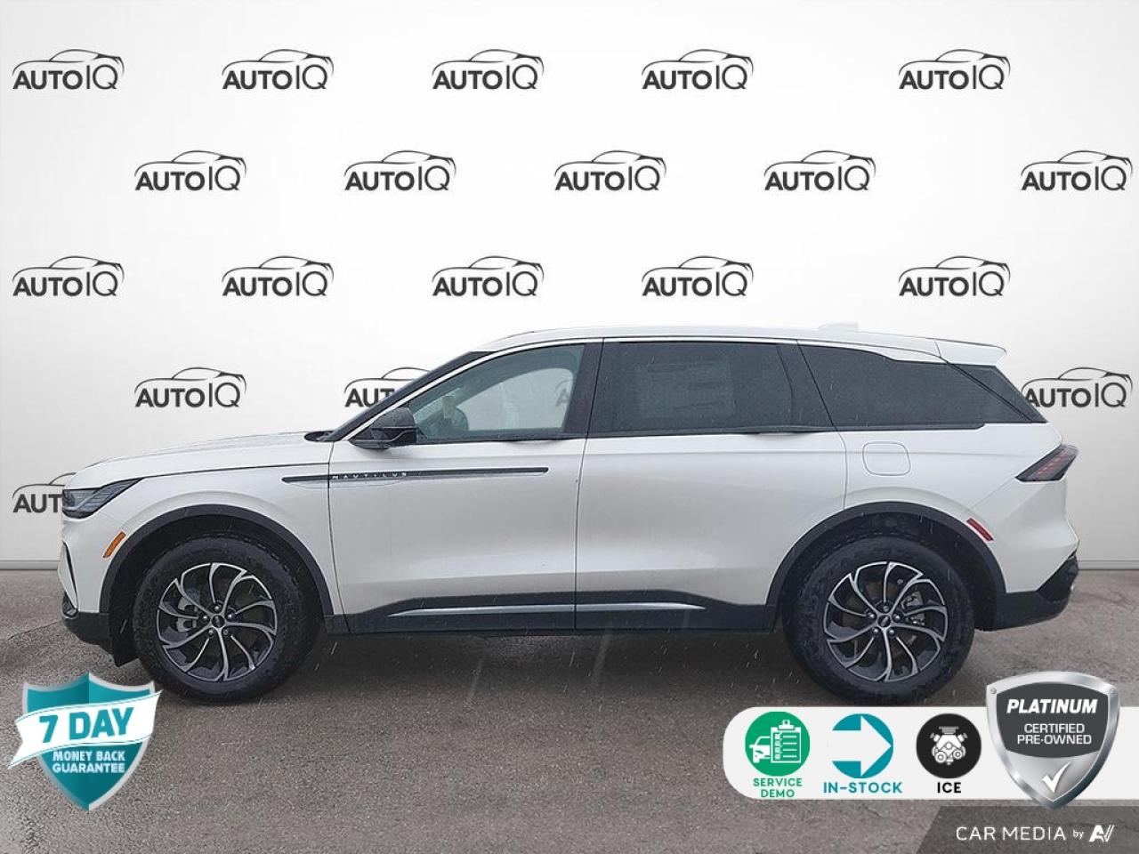 2025 Lincoln Nautilus Premiere 101A Photo2