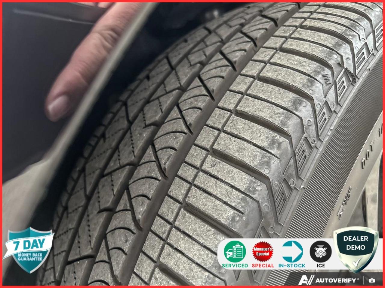 2025 Lincoln Corsair Premiere 101A PKG | 360 CAMERA | HEATED STEERING WHEEL | JET APPEARANCE PKG | Photo