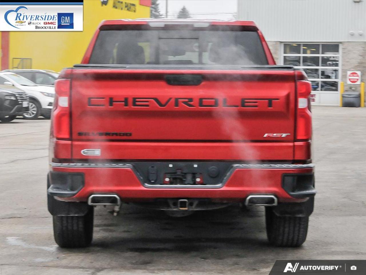 2022 Chevrolet Silverado 1500 RST Photo4