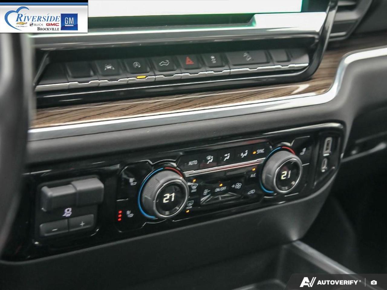 2022 Chevrolet Silverado 1500 RST Photo