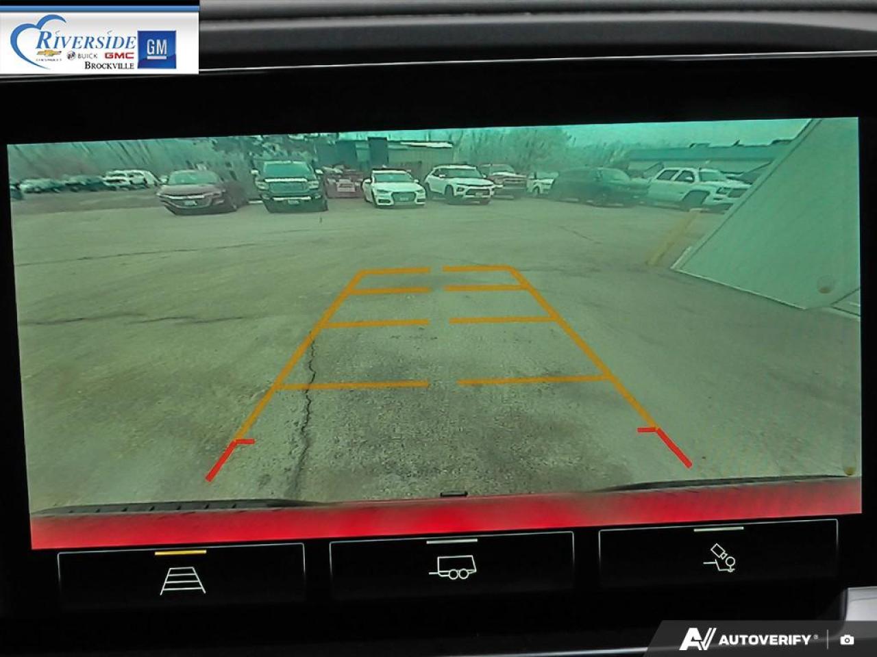 2022 Chevrolet Silverado 1500 RST Photo