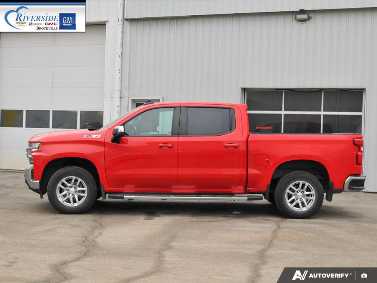 2021 Chevrolet Silverado 1500 LT Photo2