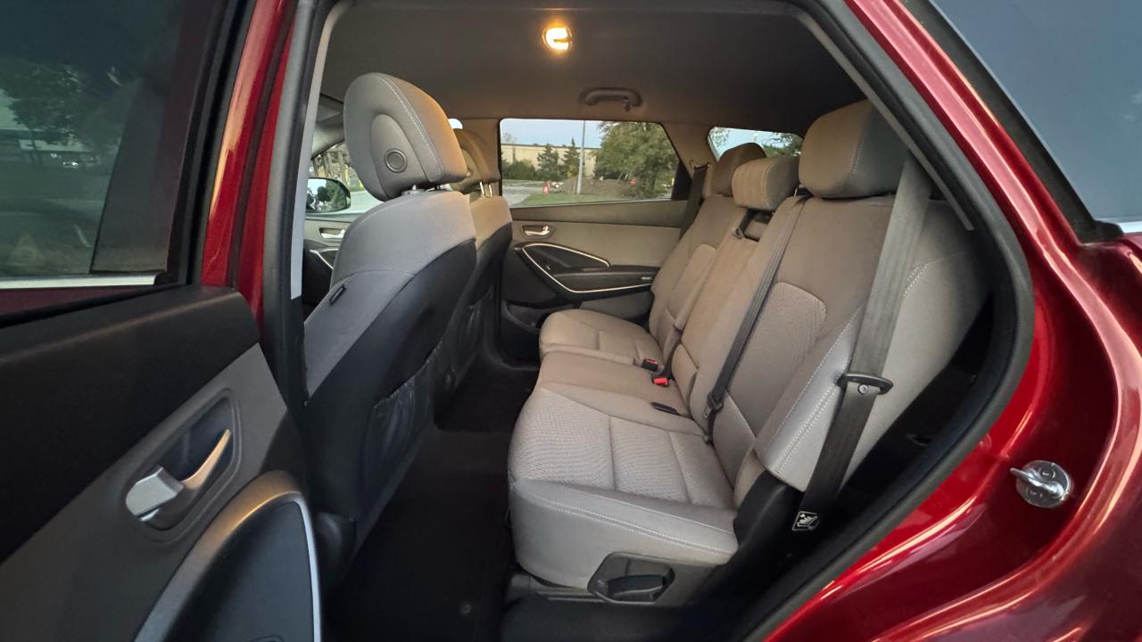 2017 Hyundai Santa Fe XL XL- 7 Seats Certified - Photo #7
