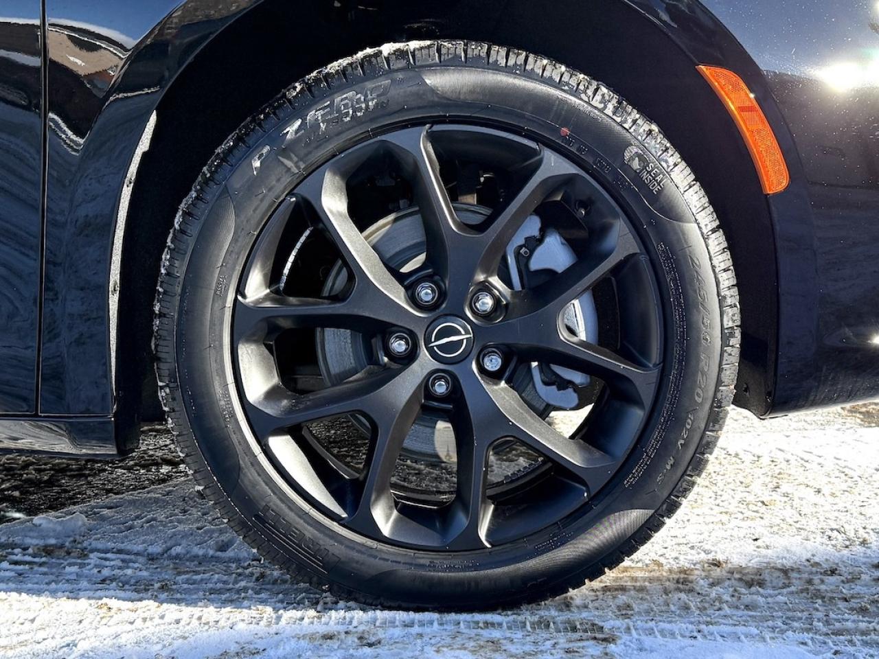 2026 Chrysler Pacifica Select AWD Photo