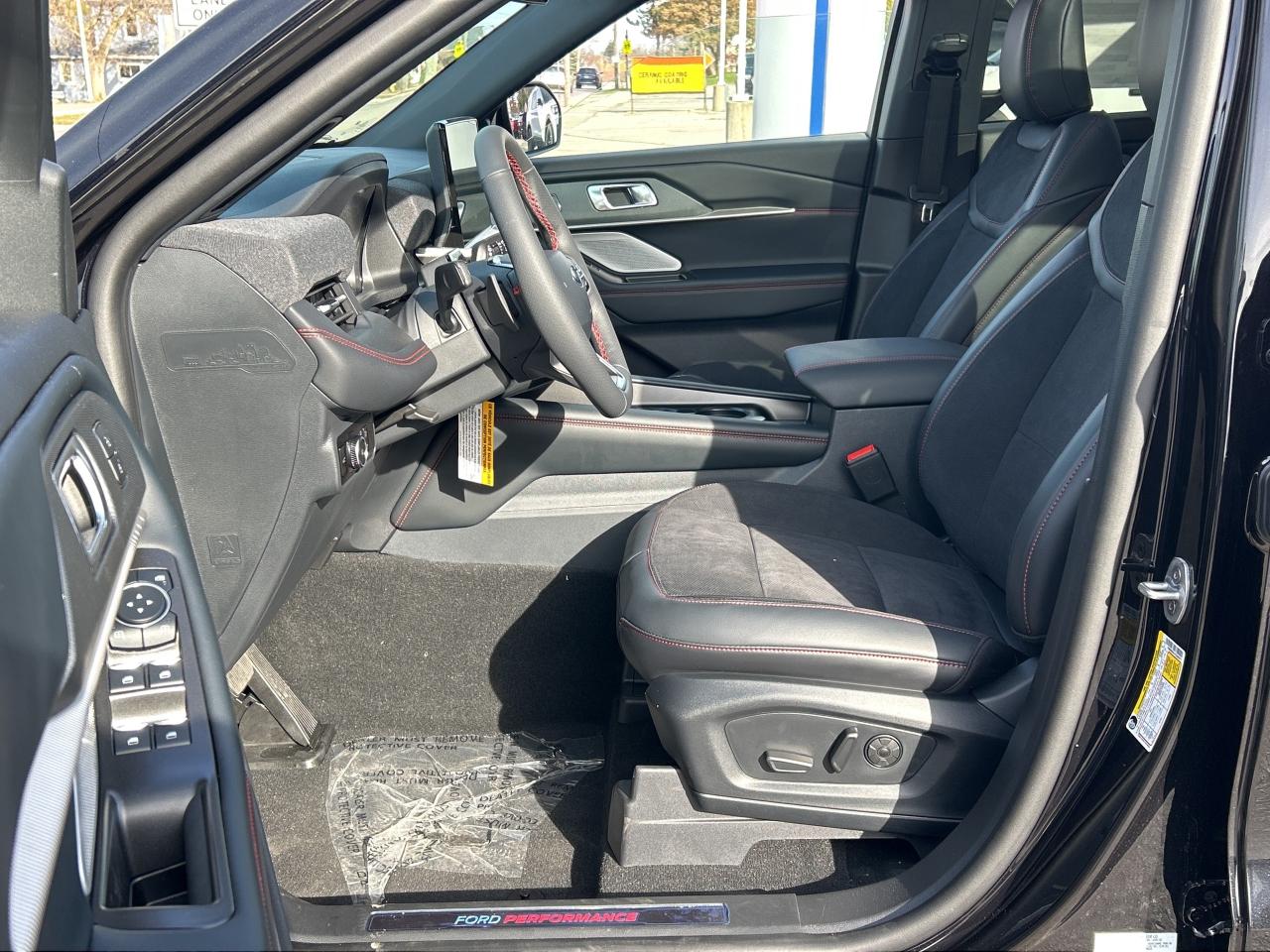 2026 Ford Explorer ST Photo